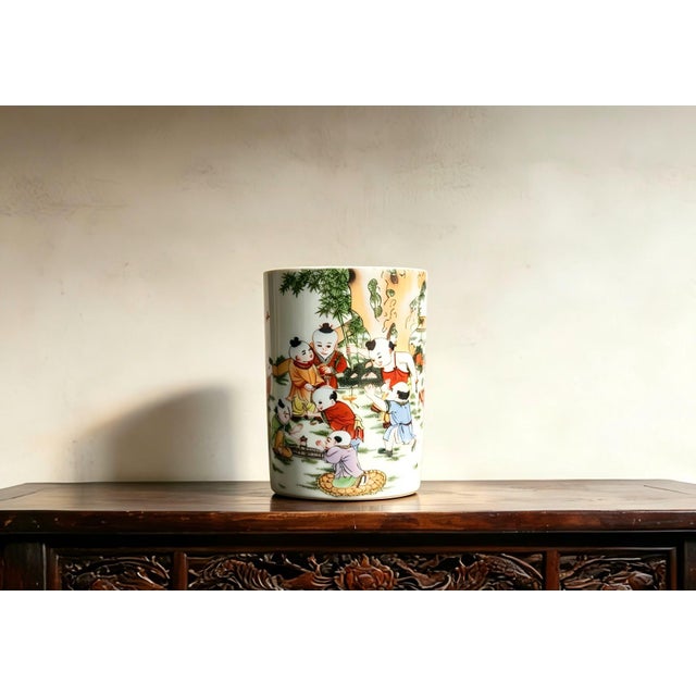 W-10cm,H-13.5cm Experience the beauty and elegance of Chinese history with our Chinese Vintage Porcelain Handcrafted with...