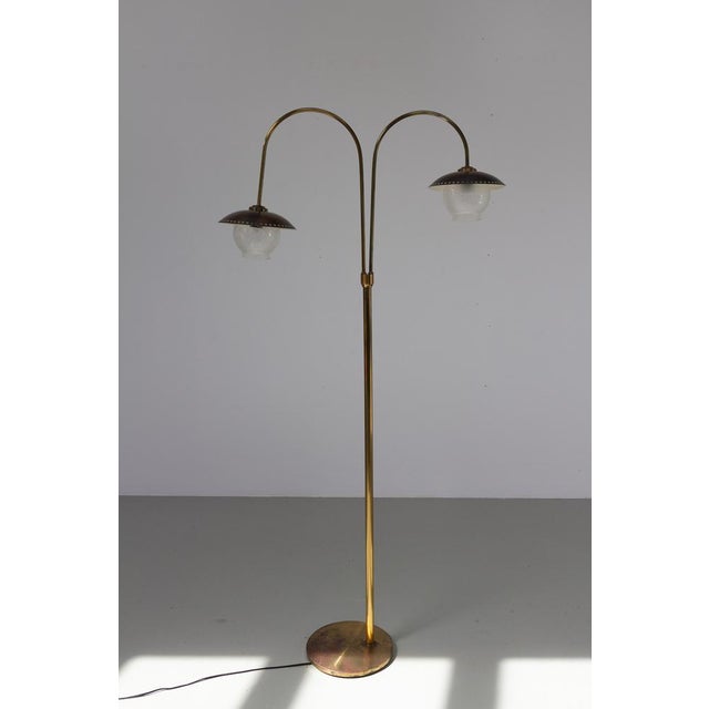 Metal Scandinavian Art Deco Floor Lamp in Brass and Glass, 1920s For Sale - Image 7 of 18