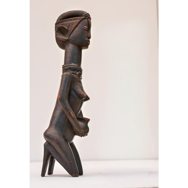 Mid-20th Century Traditional African Hardwood Tribal Nude Female Statues, 1920s, Set of 2 For Sale - Image 12 of 18