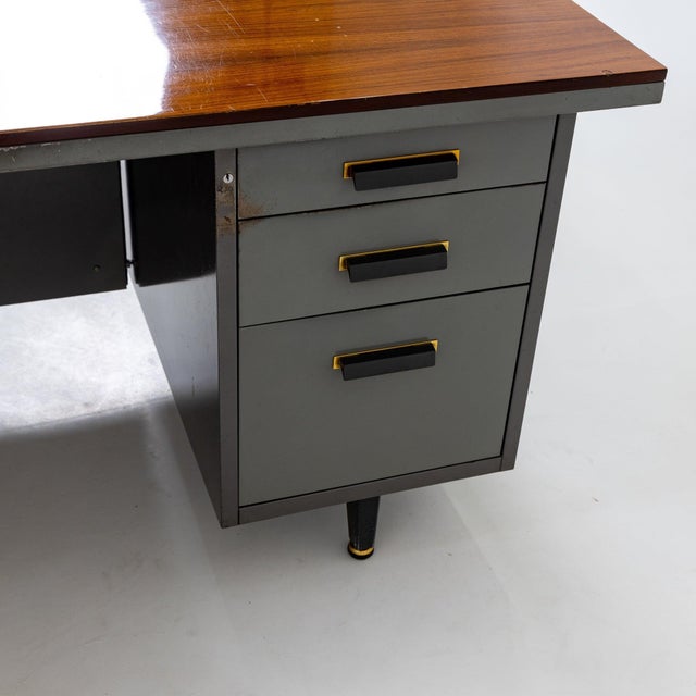Nerone e Patuzzi Desk, Gruppo NP2, Italy Mid-20th century. For Sale In New York - Image 6 of 14