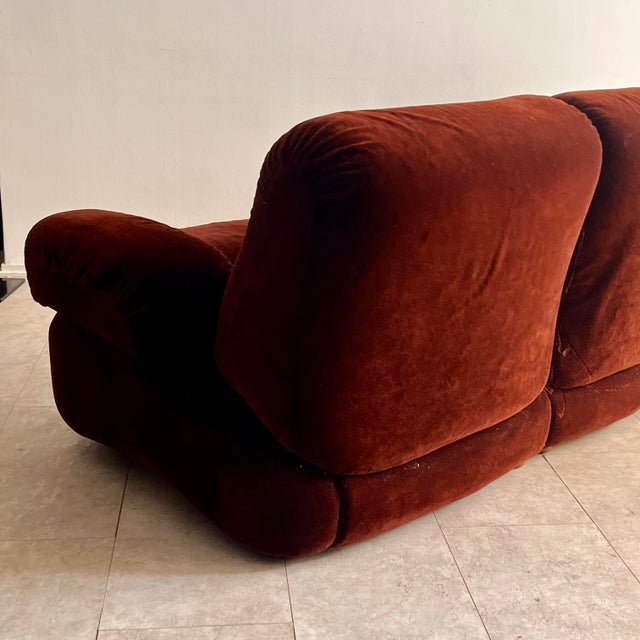Textile Vintage Three-Seater Sofa in Burgundy Red Velvet, Italy, 1970s For Sale - Image 7 of 11