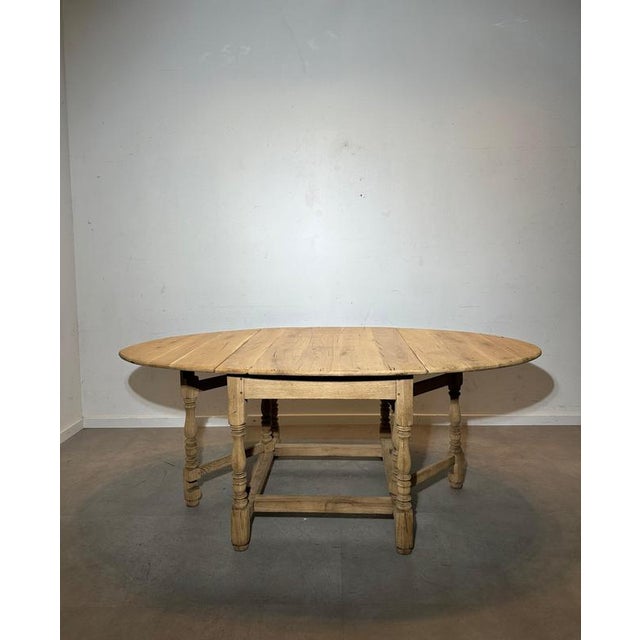Vintage Extendable Drop-Leaf Dining Table in Oak For Sale - Image 6 of 6