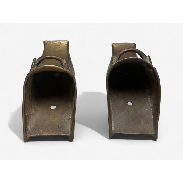 18th Century Edo Period, Bronze Japanese Samurai Stirrups, Japan, 18th C. For Sale - Image 5 of 12
