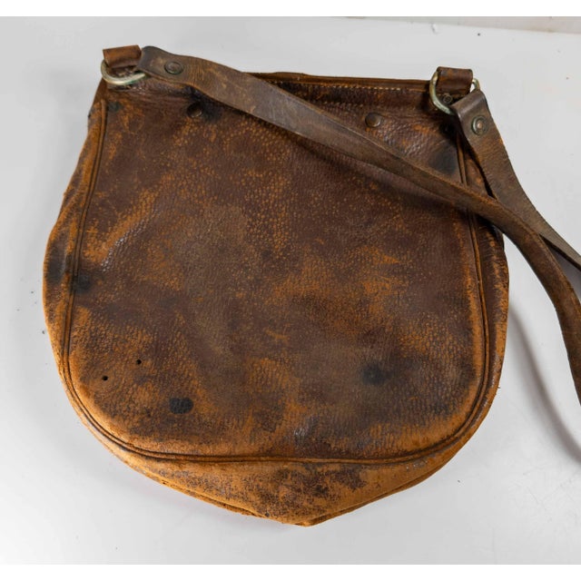 Early 20th Century Us Army Distressed Leather Messenger Bag For Sale - Image 9 of 12
