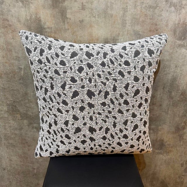 Leopard Spot Woven Cushion Cover For Sale - Image 10 of 11