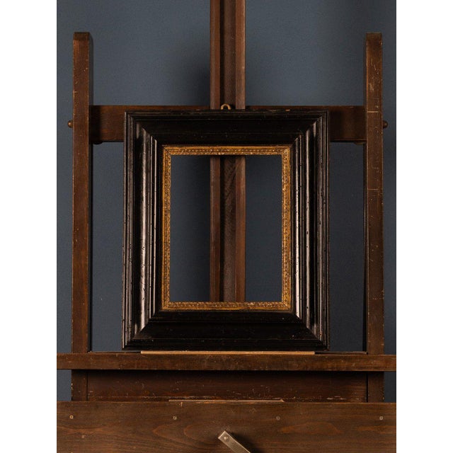 Period: 18th century Style: Other Style Condition: Good condition Material: Solid wood Width: 42Height: 49 An elegant...