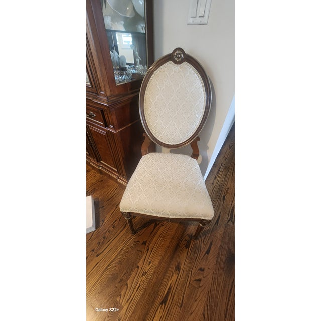 Drexel Heritage Dining Set For Sale - Image 10 of 17