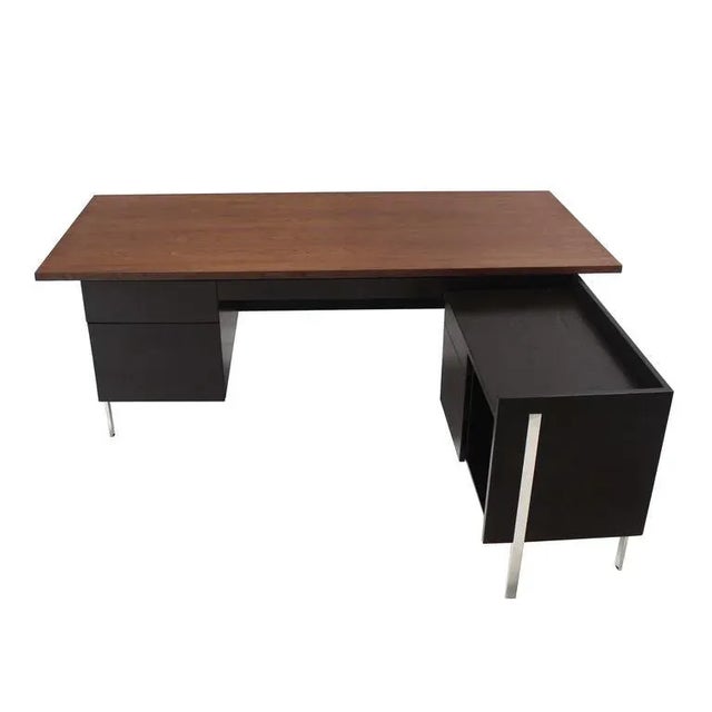 Mid-Century Modern Large L Shape Walnut Desk With Return by Harvey Probber For Sale - Image 3 of 12