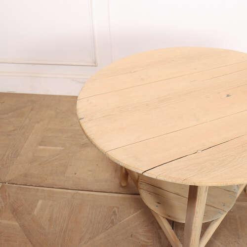 Welsh Cricket Table in Pine For Sale - Image 5 of 9