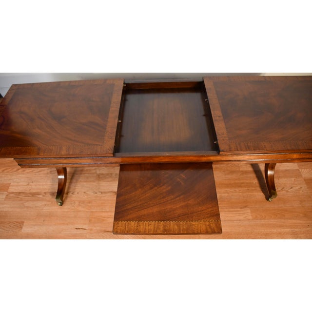 1930s 1930 English Regency Mahogany Banded Satinwood Coffee Table With Extending Leaf For Sale - Image 5 of 18