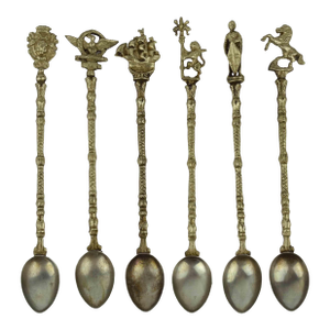 Early 20th Century Tall SilverPlated Renaissance Revival Style Italian Desert Spoons Set- 6 Pieces