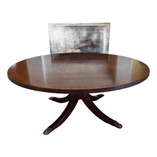 Late 20th Century Henkel Harris Model 5241 Mahogany Round Coffee Table With Inlaid Marquetry & Brass Paw Feet [Cb] For Sale