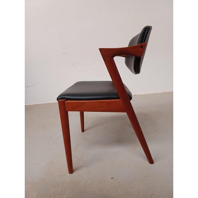 Brown Teak Dining Chairs with Upholstery by Kai Kristiansen, 1960s, Set of 6 For Sale - Image 8 of 11