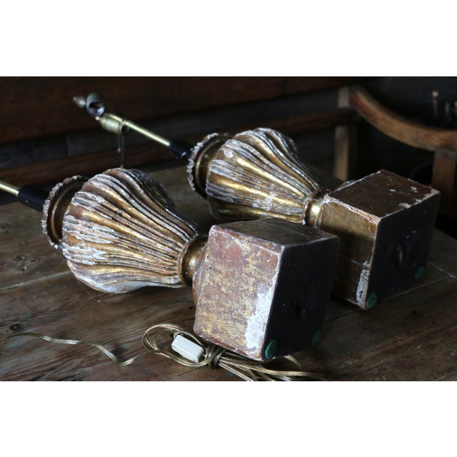 Italian Pair of Carved Wood Gilt Table Lamps With Fluted Urn Bases For Sale - Image 14 of 18