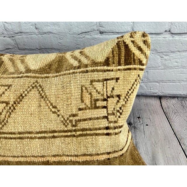 Turkish 16 x 24 Rug Pillow Ottoman Retreat Turkish Pillow Cushion Cover For Sale - Image 3 of 4