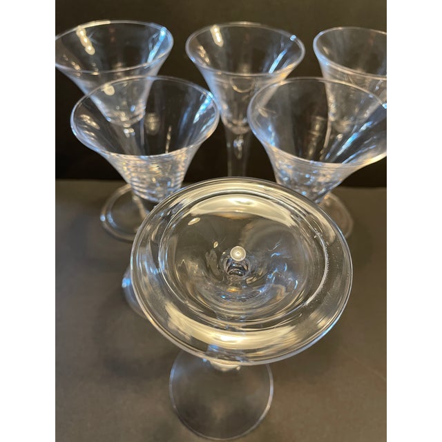 English Set of Five Blenko for Colonial Williamsburg Teardrop Wine Glasses For Sale - Image 3 of 4