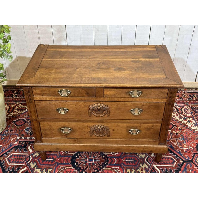 Brown Chest of Drawers in Oak For Sale - Image 8 of 18