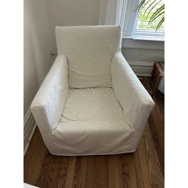 2020s Lee Industries Slipcovered Swivel Rocker Arm Chair in Oasis Ecru Lee Performer Crypton Fabric For Sale - Image 5 of 12