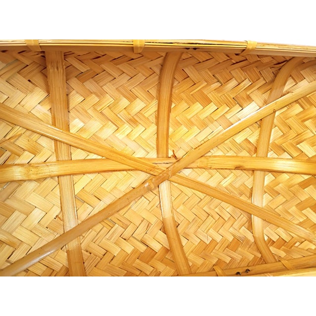 Tan Decorative Anglo-Indian Inspired Style Bamboo Rattan Blanket Hamper | Large Chinoiserie Keepsake Chest | Vintage Lidded Storage For Sale - Image 8 of 16