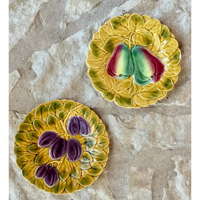 Vintage French Parry & Vieille Majolica Fruit (Plum & Pear) Plates in the Style of De Serreguemines- Set of 2 For Sale - Image 11 of 12