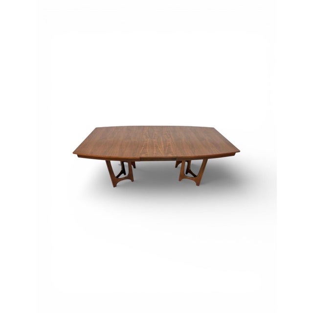 Mid-Century Modern Young Manufacturing Walnut Dining Table For Sale In Philadelphia - Image 6 of 10