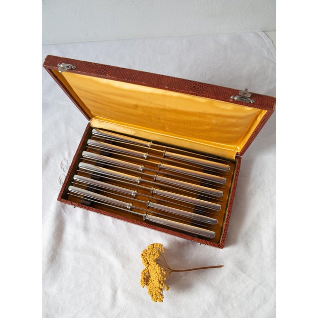 French Art Deco Table Knives from Bayard, 1940s, Set of 12 For Sale - Image 4 of 7
