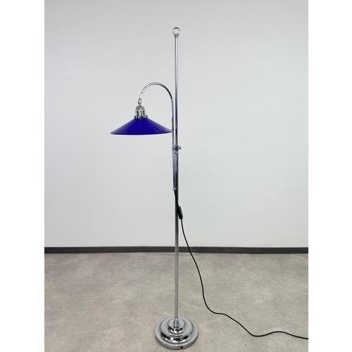 Vintage Adjustable Chrome Floor Lamp with Cobalt Blue Glass Shade, 1950s For Sale - Image 3 of 12