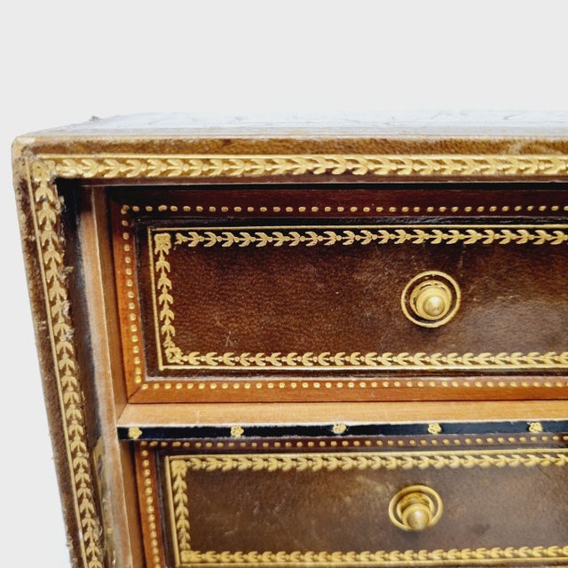 Paper 20th Century Jewelry Box, 1920s For Sale - Image 7 of 18