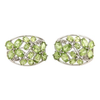 Mid 20th Century Pair of Peridot & Diamonds 14k White Gold Wide Semi Hoop Earrings For Sale