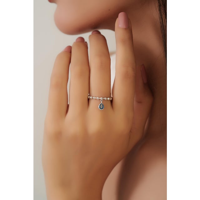 Art Nouveau Boho Beaded Blue Sapphire Teardrop Charm Band Ring Size 9 in 14k White Gold For Sale - Image 3 of 15