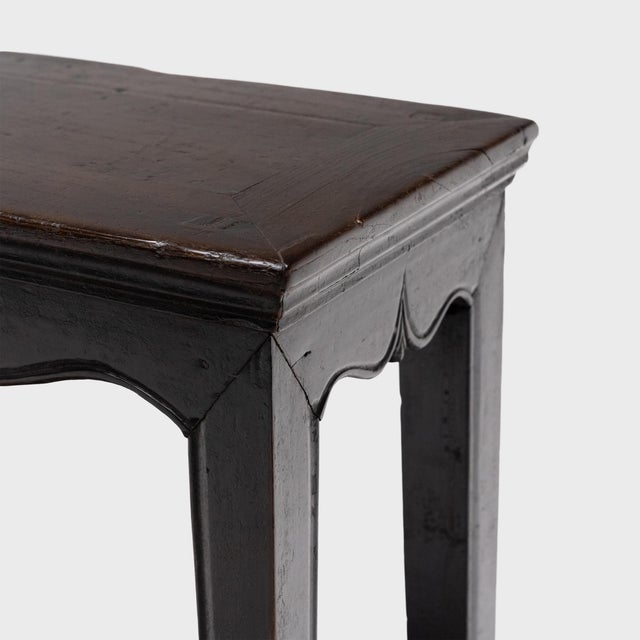 Chinese Pair of Graceful Half Tables, C. 1880 For Sale In Chicago - Image 6 of 10