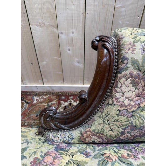 Wood Napoleon III Daybed in Carved Walnut For Sale - Image 7 of 10