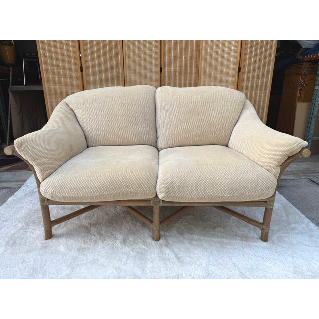 Mid-Century Modern Vintage McGuire San Francisco Rattan & Rawhide Curved Settee For Sale - Image 3 of 17