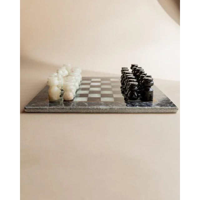 Vintage Black and Cream Marble Chess Board with Carved Pieces, Italy, 1960s, Set of 33 For Sale - Image 10 of 11