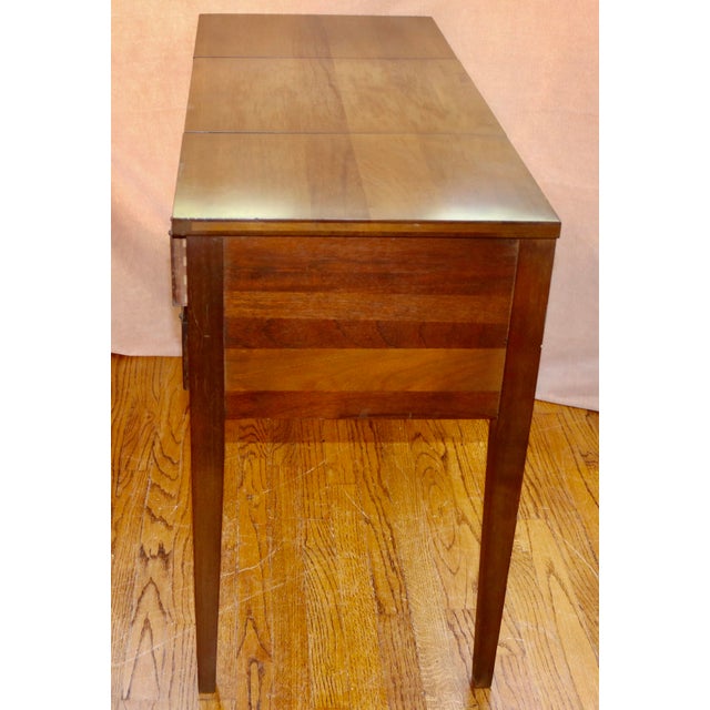 Traditional Craftique Furniture Authentic Reproduction Dressing Table With Mirror For Sale - Image 3 of 6