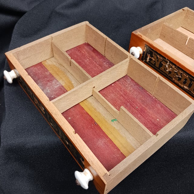 English's Needles Antique Miniature Tabletop Oak & Pine Spool Cabinet For Sale - Image 12 of 17