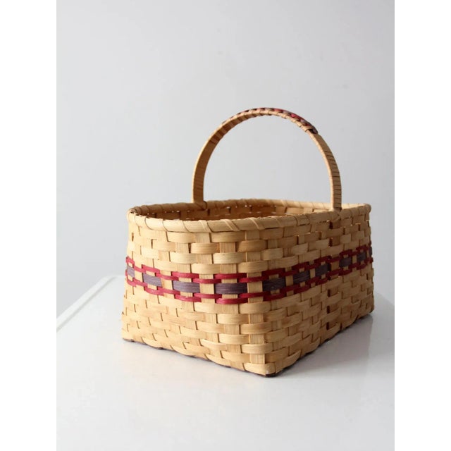 Farmhouse Vintage Splint Weave Basket For Sale - Image 3 of 13