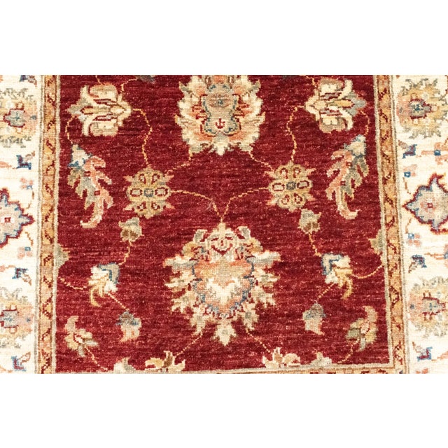 Middle Eastern Rug in Wool For Sale - Image 4 of 10