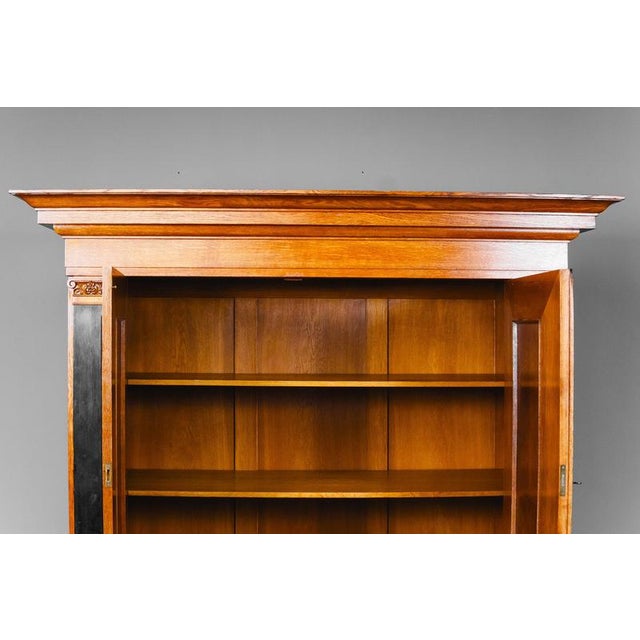 Baroque-Style Linen Cabinet in Oak For Sale - Image 6 of 18