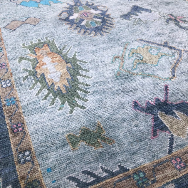 Contemporary Turkish Oushak Rug in Light and Dark Blue, 9'2" X 11'11" For Sale - Image 4 of 6