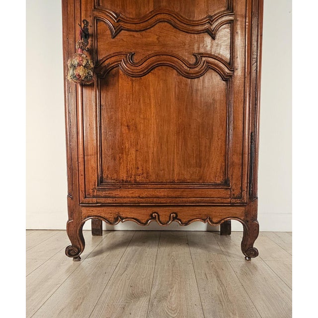 Brown French Fruitwood Bonnetière, Early 19th Century For Sale - Image 8 of 11