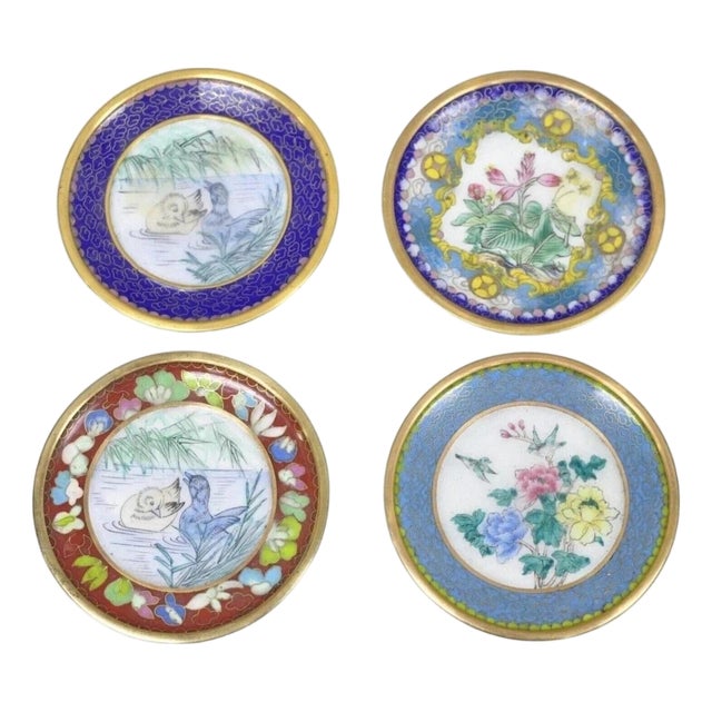 Vintage Chinoiserie Brass Enamel Cloisonne Small Trinket Dish - Set of 4 For Sale