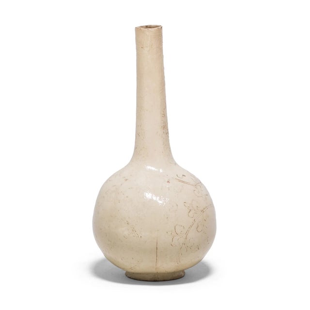 Chinese Chinese Dingyao Vase, c. 1100 For Sale - Image 3 of 8