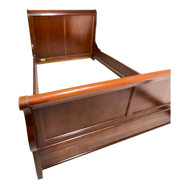 Thomasville Impressions Collection Martinique / Louis Philippe Wooden Sleigh Bed Frame For Sale