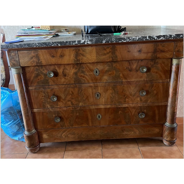 Louis Philippe Burled Walnut Commode With Black & White Marble Top, Circa 1840–1870 For Sale - Image 4 of 5