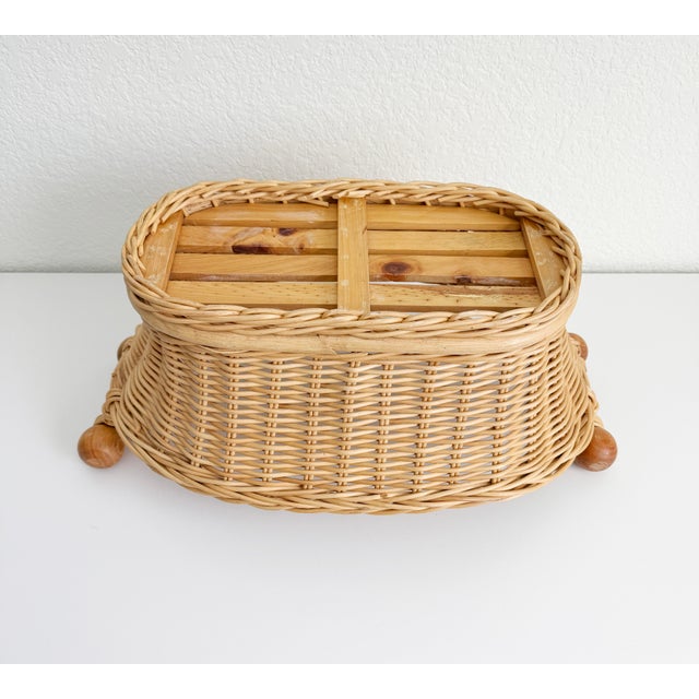 French Boulangerie Basket, Early to Mid-20th C For Sale - Image 13 of 14