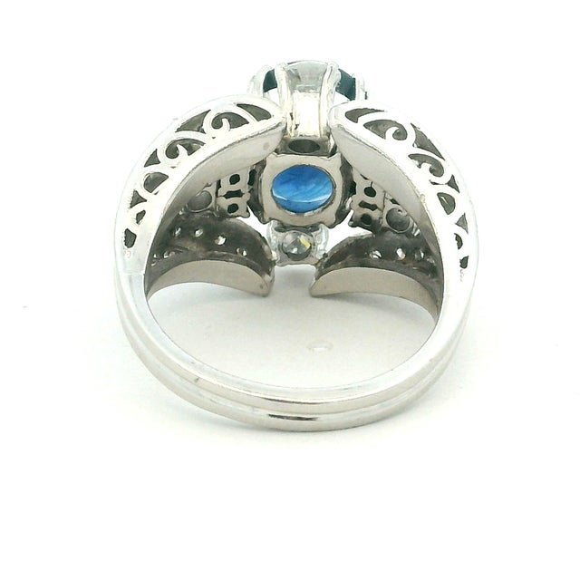 Blue 1980s Platinum Natural Thai Sapphire & Diamond Ring, Gia Certified 4.33 Carats, Size 8 For Sale - Image 8 of 12