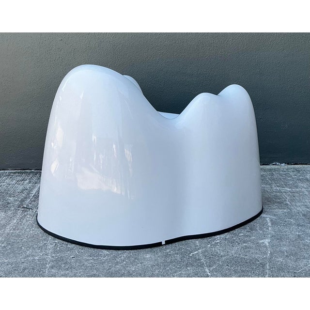 Vintage Wendell Castle Fiberglass “Molar” Chair For Sale - Image 10 of 12