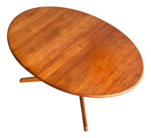 Large Mid-Century Modern Danish Oval Dining Table in Teakwood