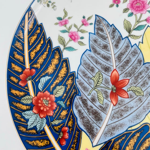 White Vintage Tobacco Leaf 10" Plate Gold Trim by Seymour Mann For Sale - Image 8 of 11